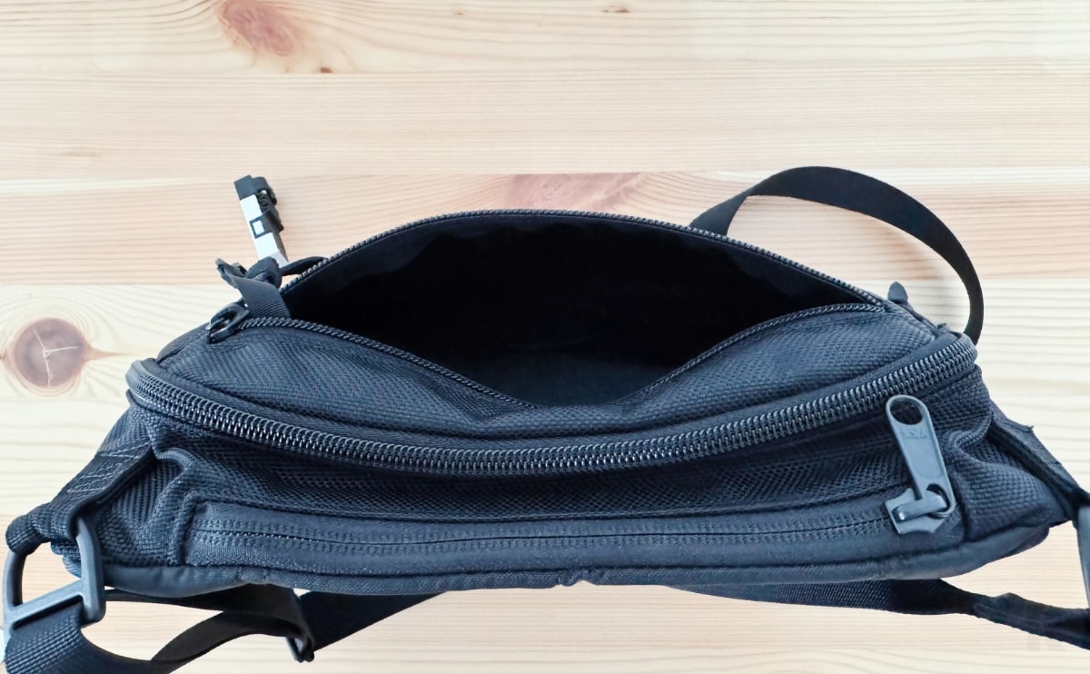 意外と「ガバッ」と開く