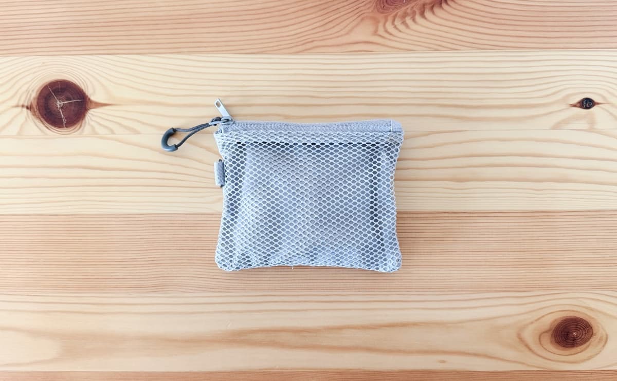 ポリエステルダブルファスナーケースSの外観レビュー