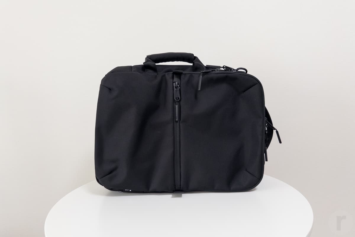 ブリーフィングバッグとしても利用できる