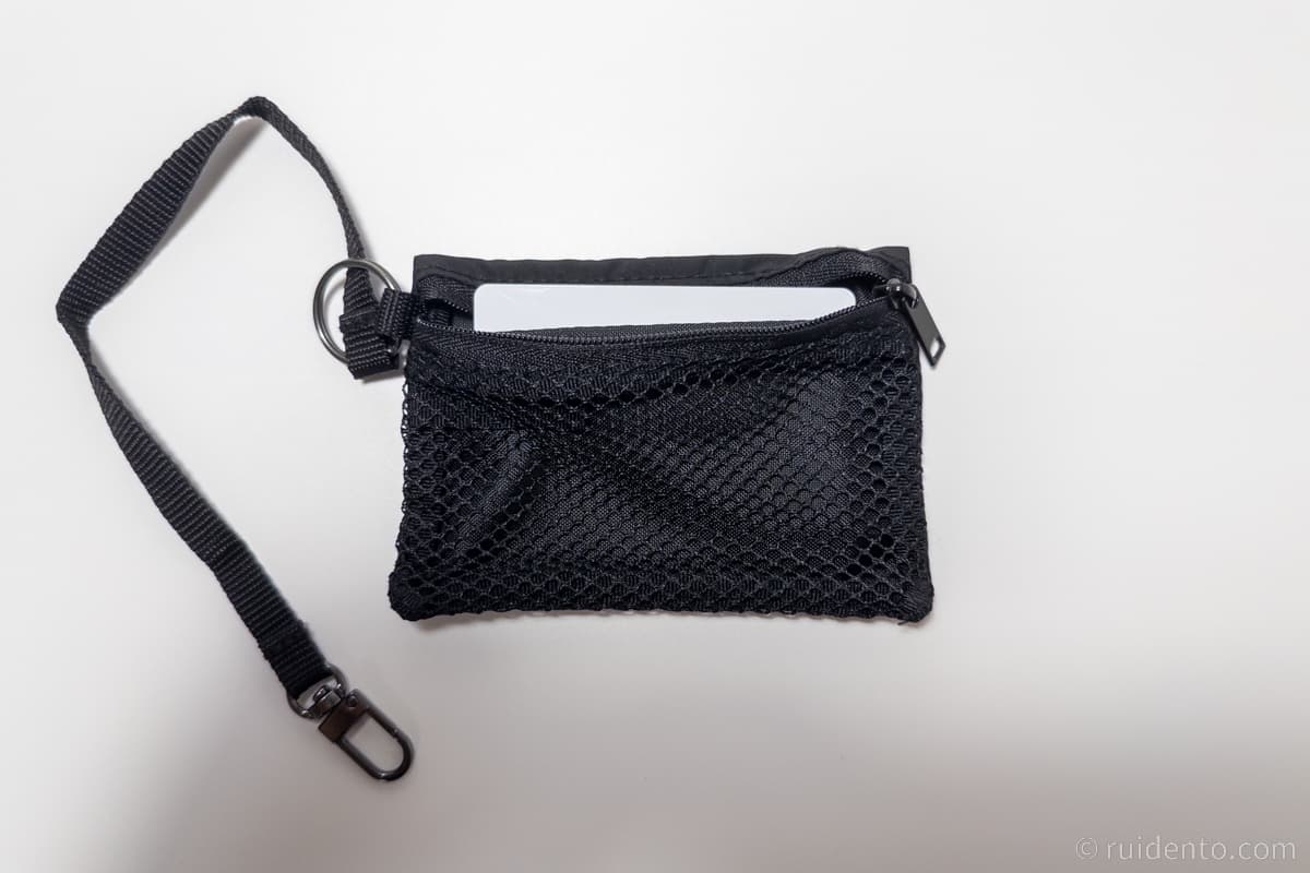 すこしゆとりのあるサイズ感