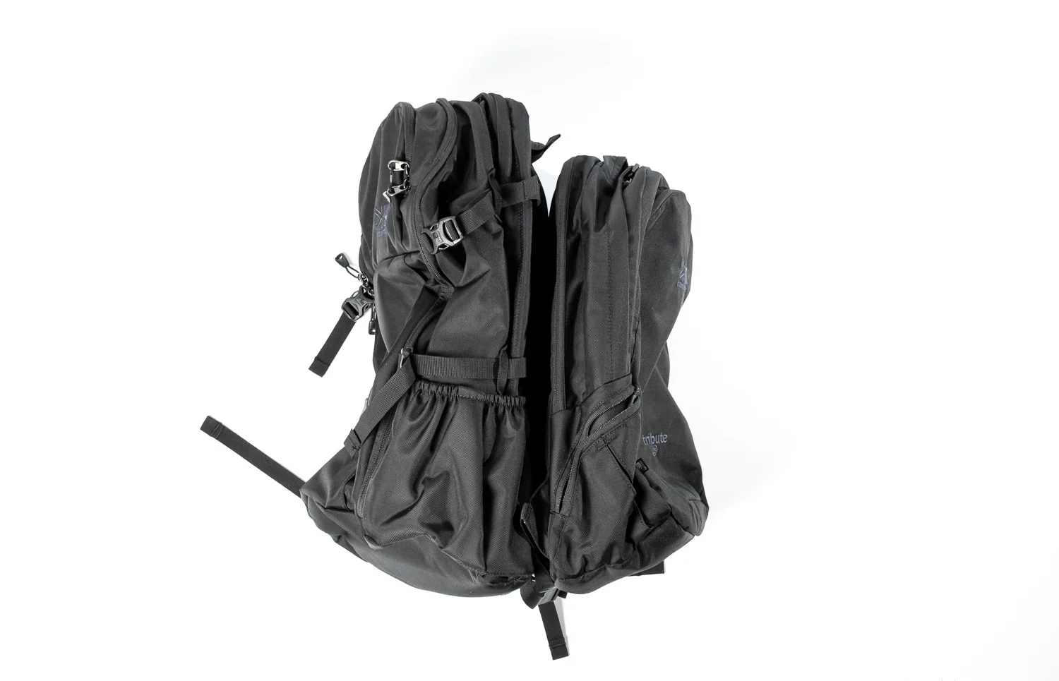 マチの厚みと高さに差がある