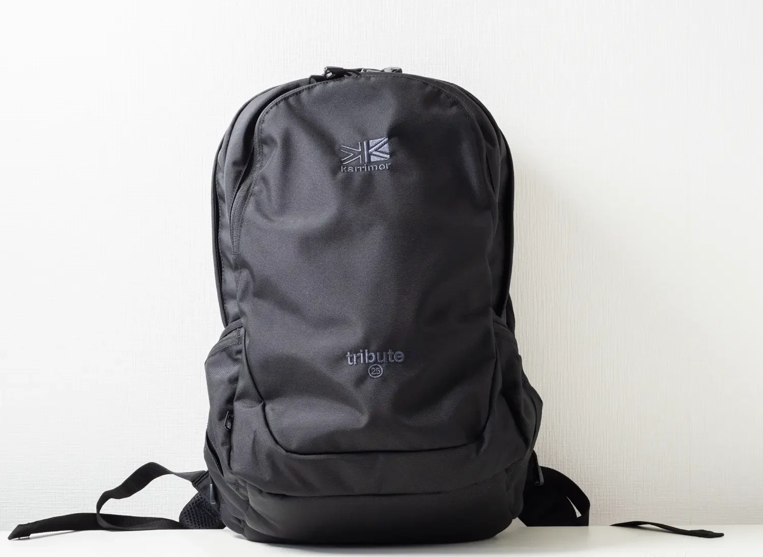 豊富な収納部とコンパクトな外観デザイン