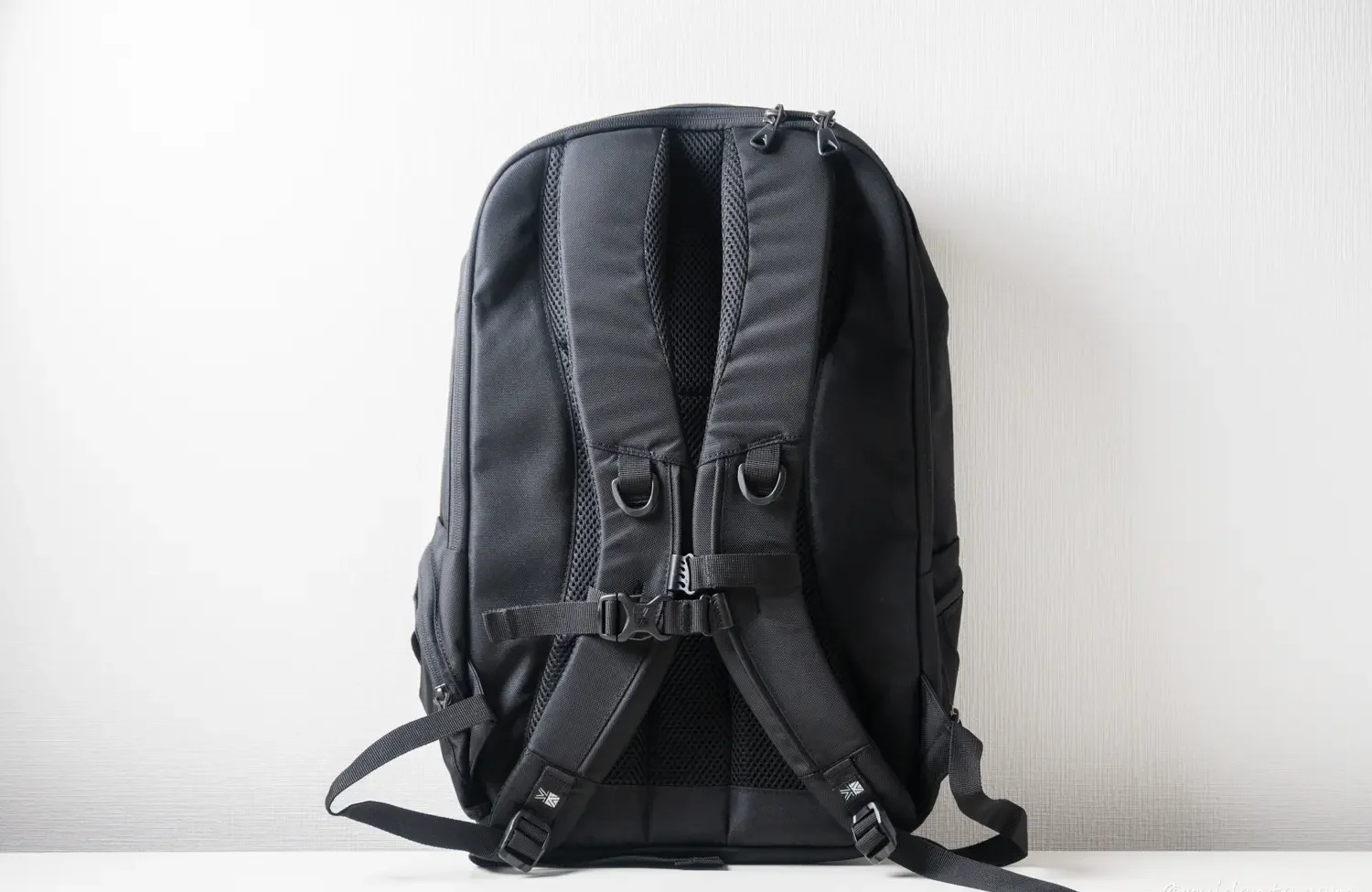 背面とストラップ