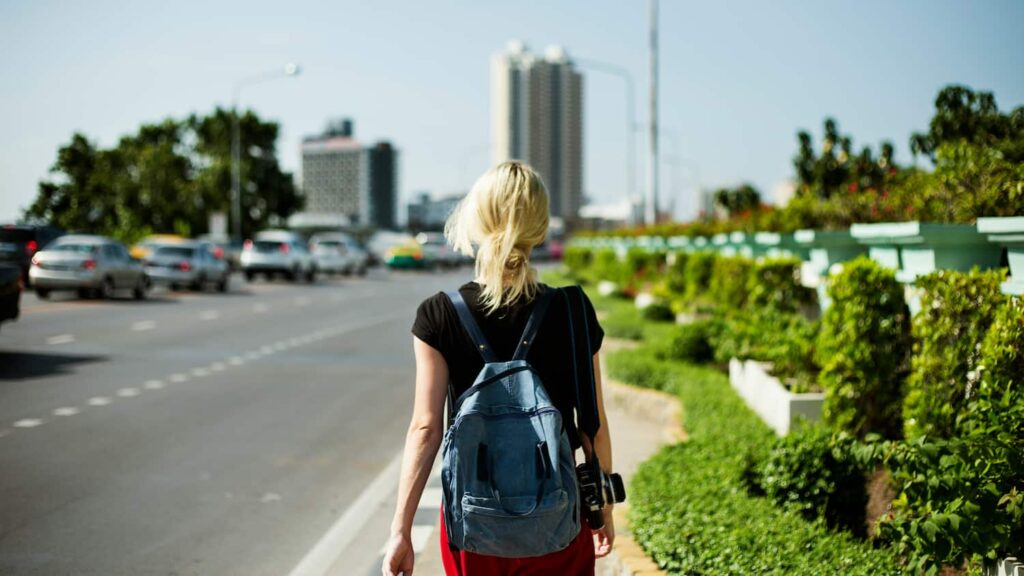 普段使い用おしゃれな小型カメラリュックまとめ