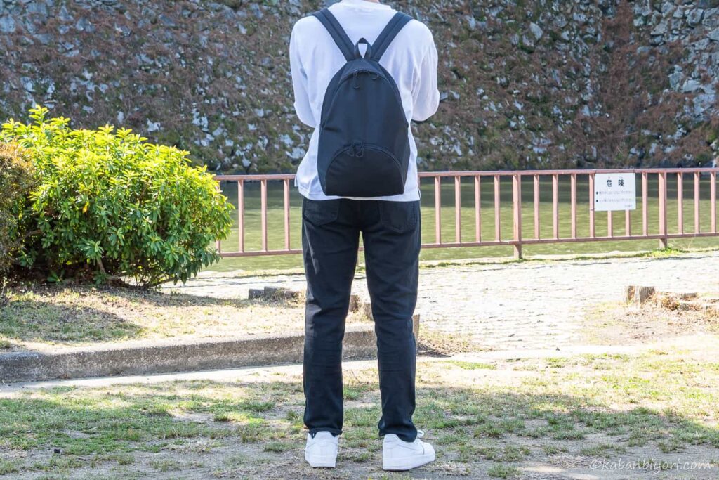 背負った様子 173cm