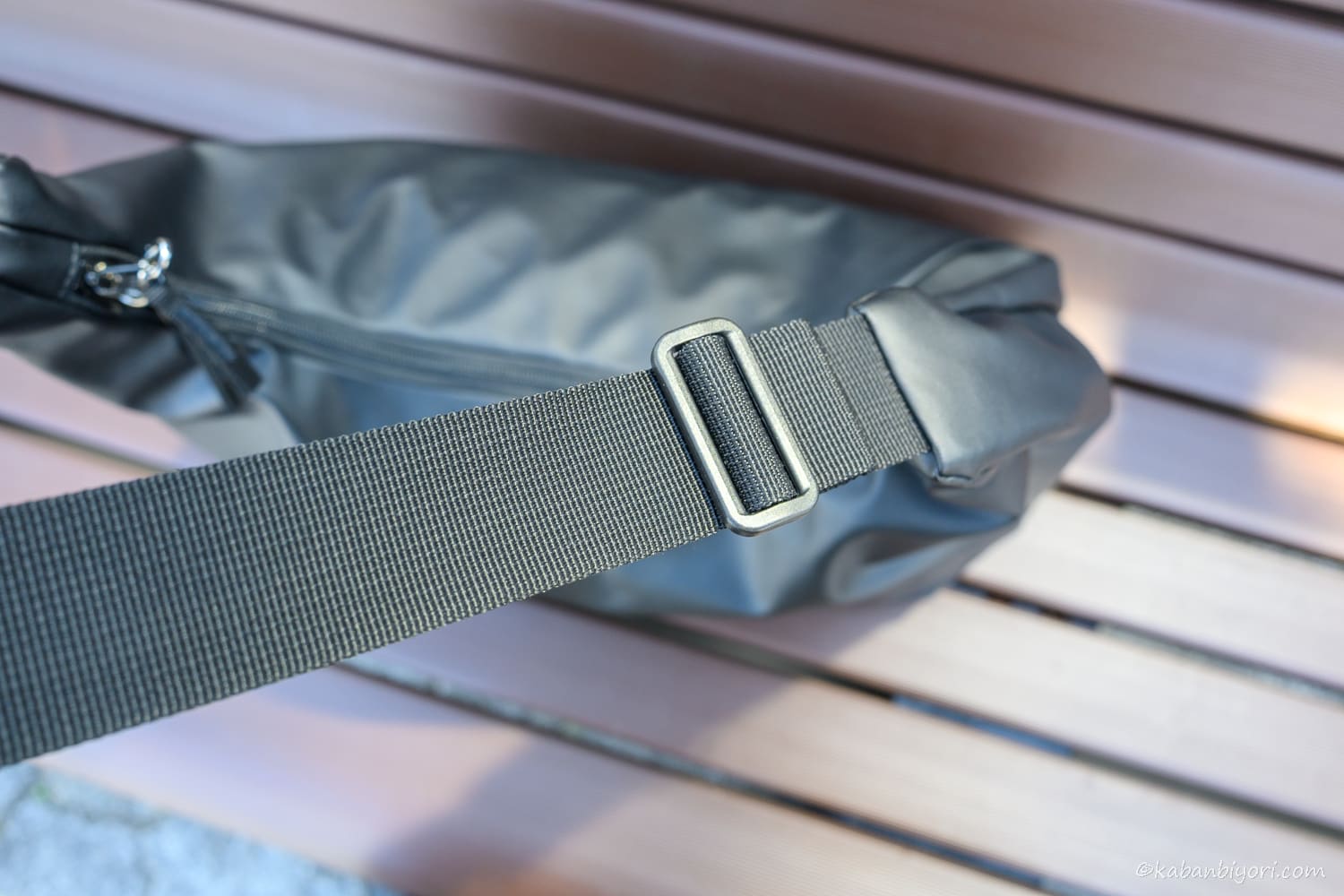 ショルダーベルトの調整幅は少ない